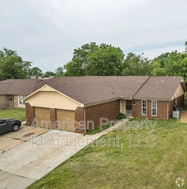 Building Photo - 2320 S 84th E Ave Rental