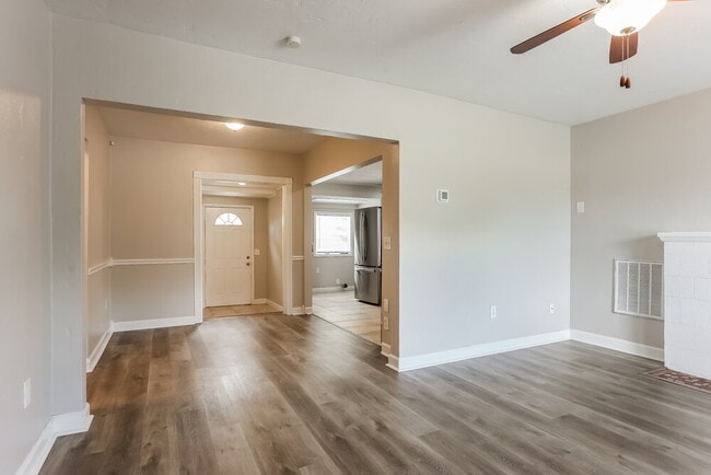 Photo - 1401 14th Ave N
