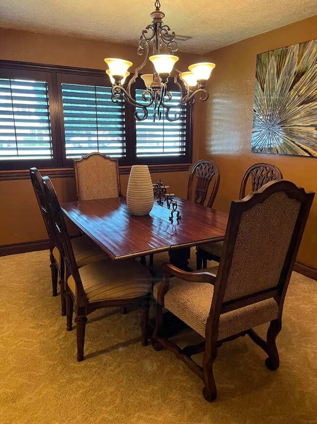 Photo - 910 Washington St