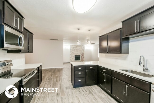 Photo - 712 NW 139th St