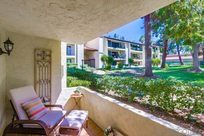 Photo - 17637 Pomerado Rd Unit 123