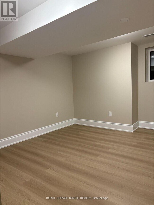 Photo - 22 Redwillow Rd