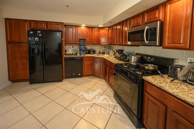 Photo - 206 Matthews Drive