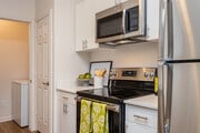 2BR, 2BA – 1,054SF