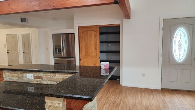 360 Alda Rd SE