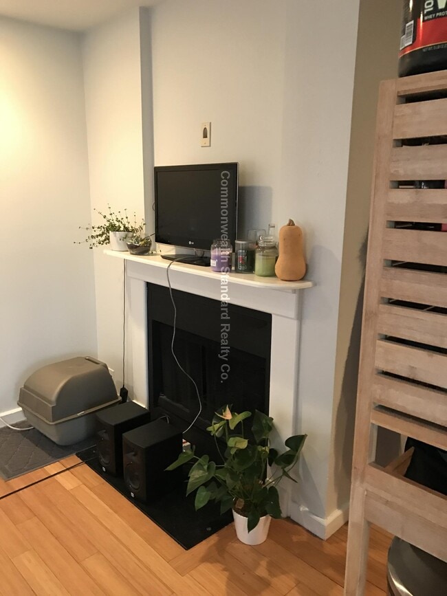 Building Photo - 1661-1663 Washington St. Unit 504 Rental