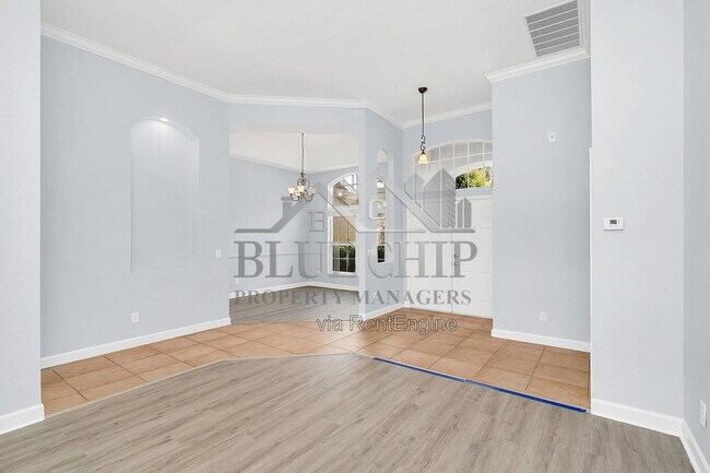 Photo - 10074 Iverson Dr