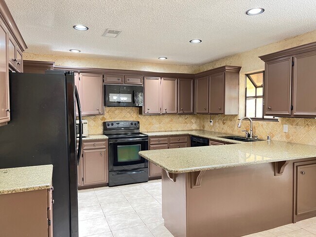 Photo - 4107 Angelina Dr