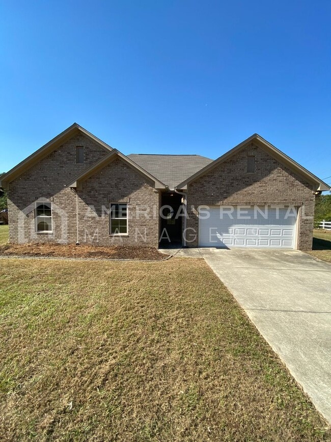 Building Photo - Home in Odenville... Available to View Now!!!