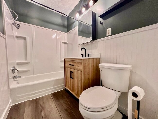 1509 Highland Ave