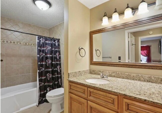Photo - 642 Granville Ct Unidad 642