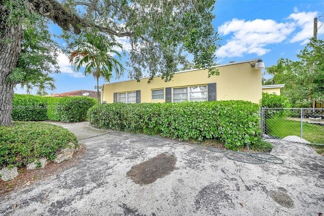 2225 SW 62nd Ct Unidad 2225