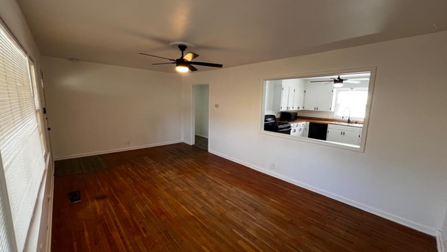 Photo - 1608 Glennen Dr