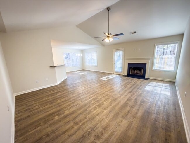 Photo - Beautiful Home with Fenced Backyard Near UGA Vet School