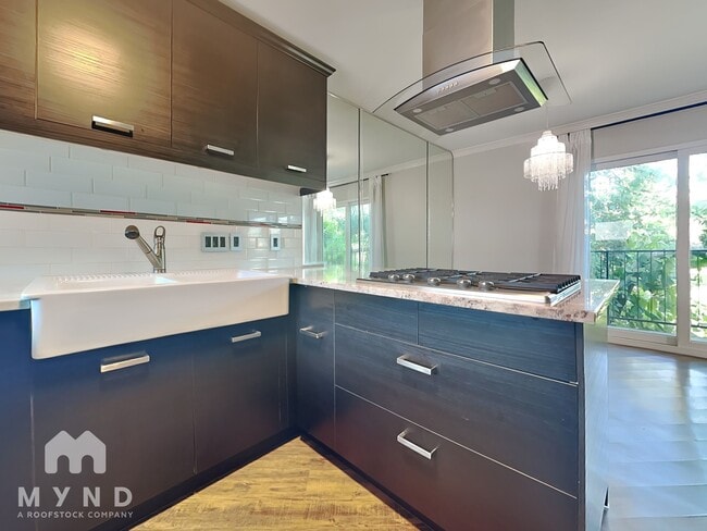 Photo - 8211 Katy Fwy Unit 39