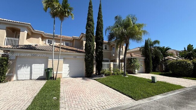 17071 NW 22nd St