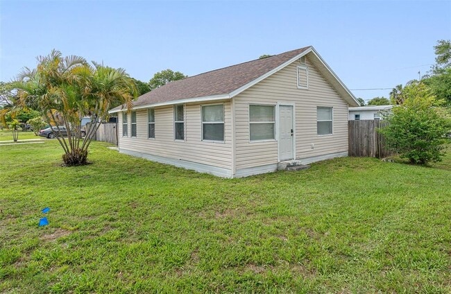 Photo - 4100 40th St N