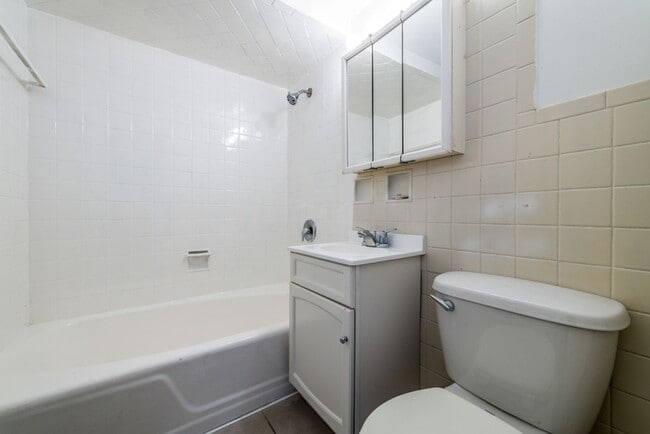 Photo - 7101 S Artesian Ave Chicago, IL 60629