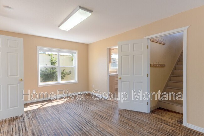 Photo - 2223 S 3rd St W