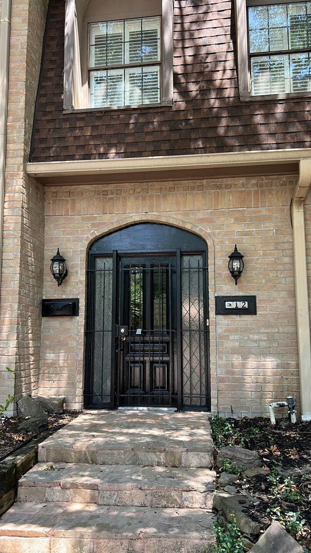 Beautifully updated town home - Beautifully updated town home