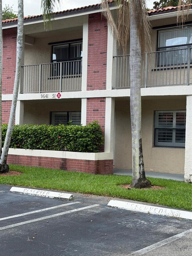 Photo - 9643 NW 4th St Unidad 5B