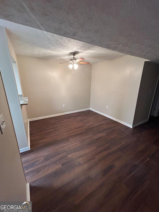 Photo - 1666 Northridge Dr