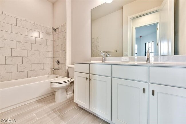 Building Photo - 15241 Cortona Wy