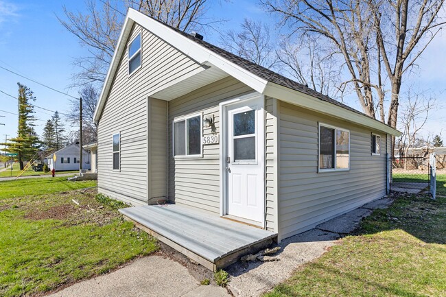 Affordable Comfort with Modern Updates in ... - Affordable Comfort with Modern Updates in ... Casa