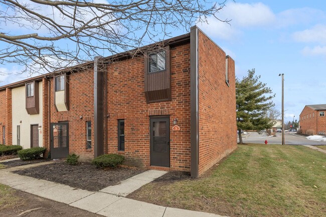 Photo - Spacious 3-Bedroom with Private Patio in Westerville
