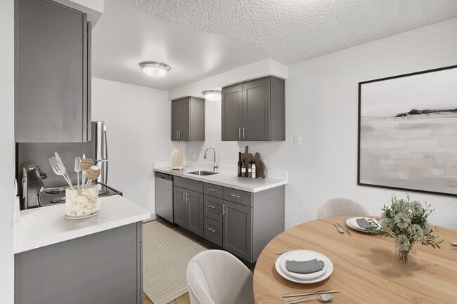 Building Photo - Sydney Court Rental