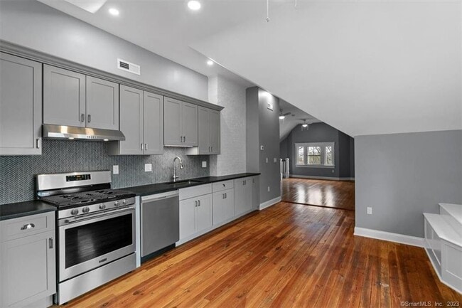 Photo - 24 Howard Ave Unit 3