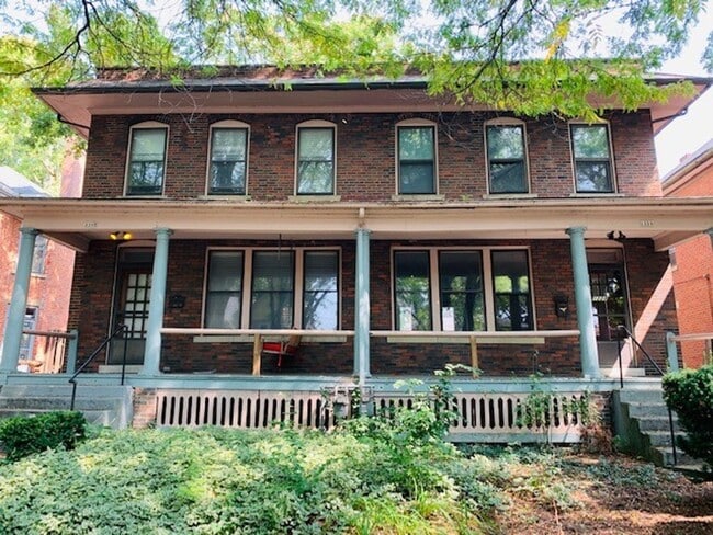 Building Photo - 1228-1232 Harrison Avenue Unit 1228