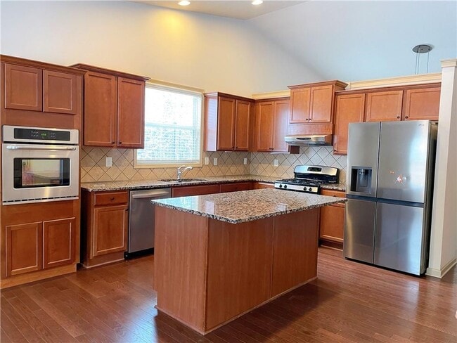 Photo - 1821 Bridle Rd