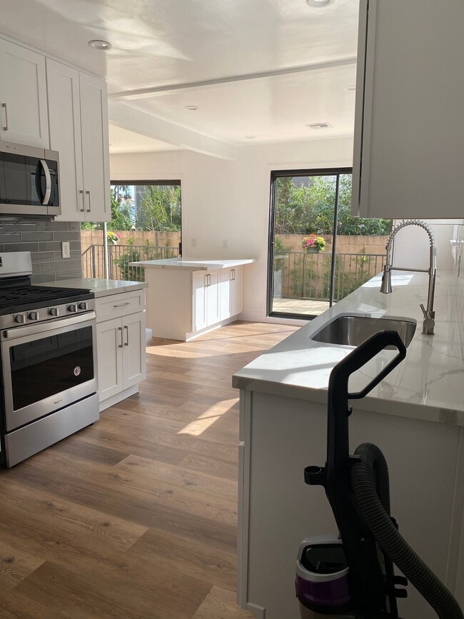 Building Photo - 1338 Berkeley St