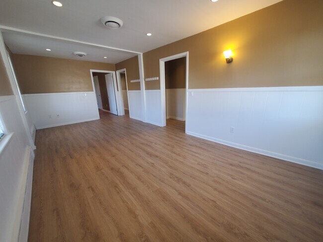 Photo - 158 East Ave Unidad 2