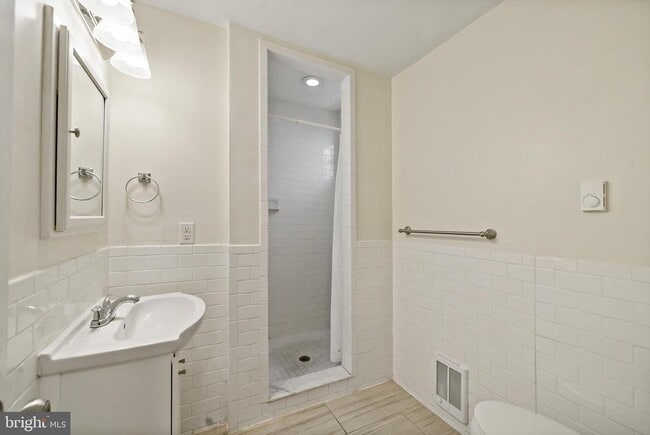 Photo - 2849 S 11th St