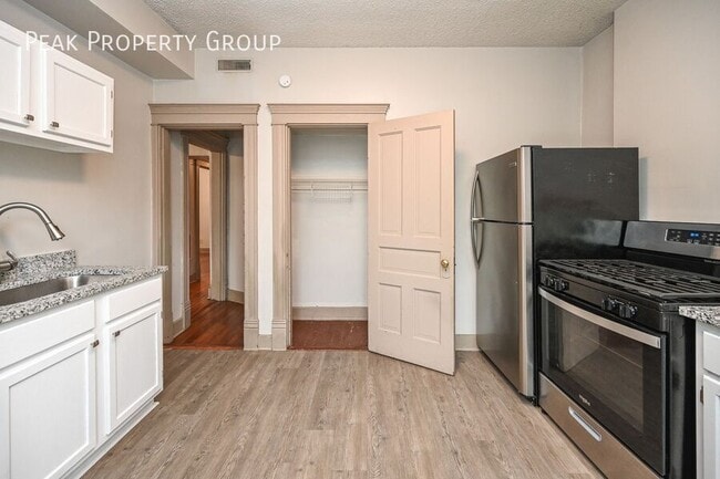 Photo - 329 W McMillan St Unit 2