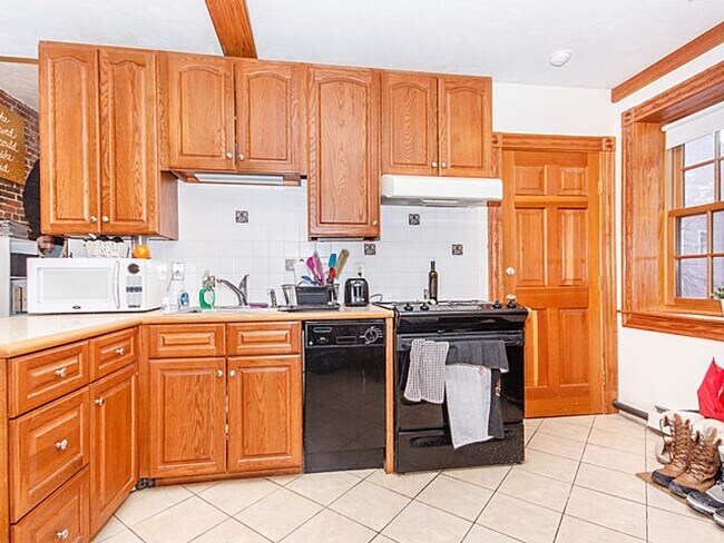 Photo - No Brokers Fee, No Security Deposit, Heat, Hot Water Included