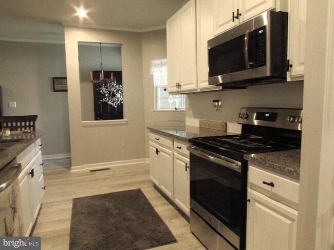 29997 Plantation Dr