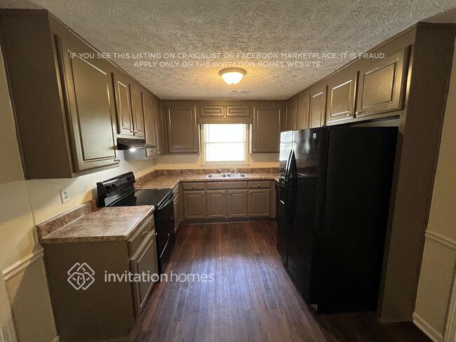 Photo - 4793 Cedar Lake Dr SE