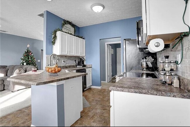 Photo - LEXINGTON FARMS COMMUNITY