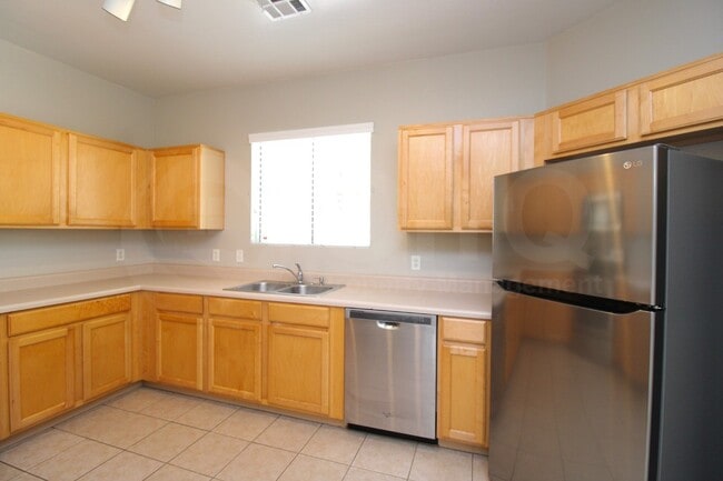 4374 E Spawn Ln