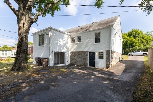 Photo - 2313 Sunset Pl