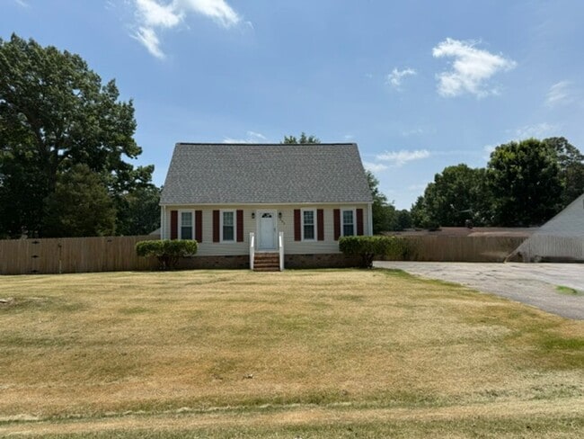 Photo - 302 Cottonwood Ln