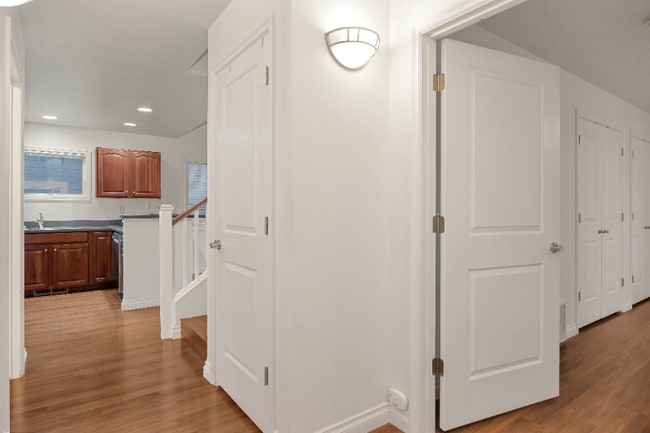 Photo - 922 Expedition Trail