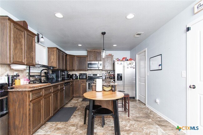 Photo - 7601 Zircon Dr