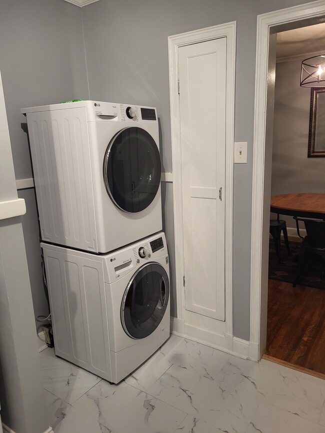 Photo - 3588 Walnut Grove Rd