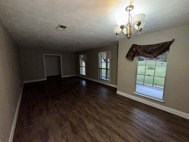 Photo - 1219 Shalimar Dr