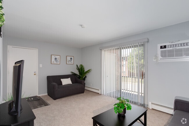 2BR, 1BA - 1,000SF - Living Room