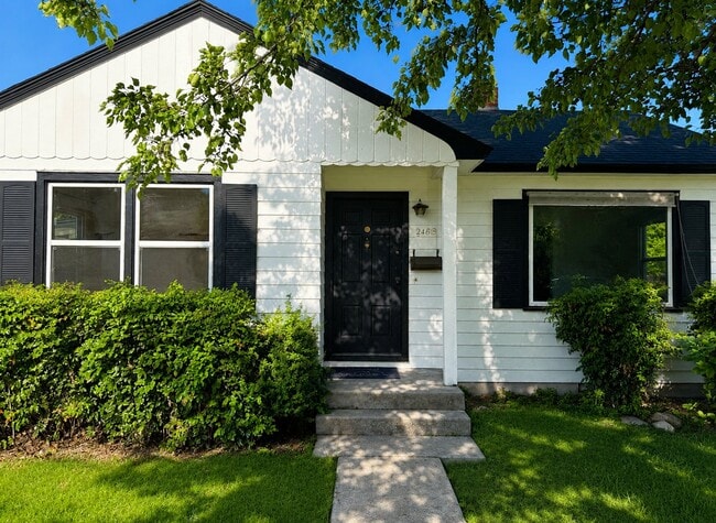 Building Photo - 2108 N 28th St